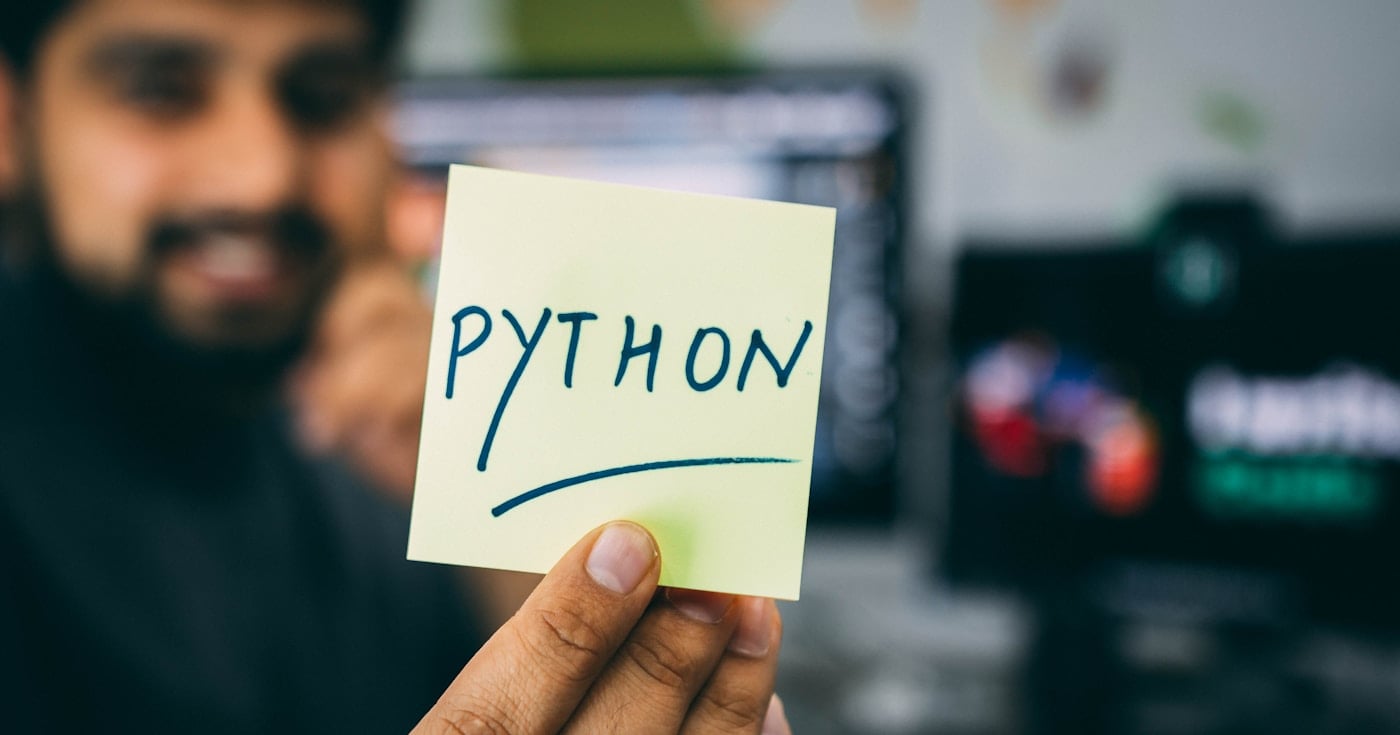 LangChain vs LlamaIndex: Python AI frameworks comparison